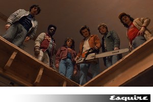 Ο ηθοποιός του Stranger Things που δεν ήξερες ότι είναι "κομμάτια"