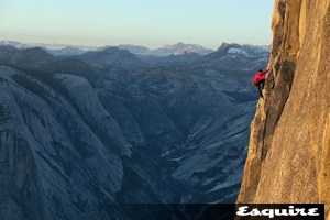 Ο θρύλος Alex Honnold σκαρφάλωσε κτίριο 101 ορόφων χωρίς καμία ασφάλεια