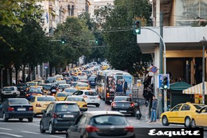 Πώς το μποτιλιάρισμα στους δρόμους μας σπρώχνει στην κακή διατροφή
