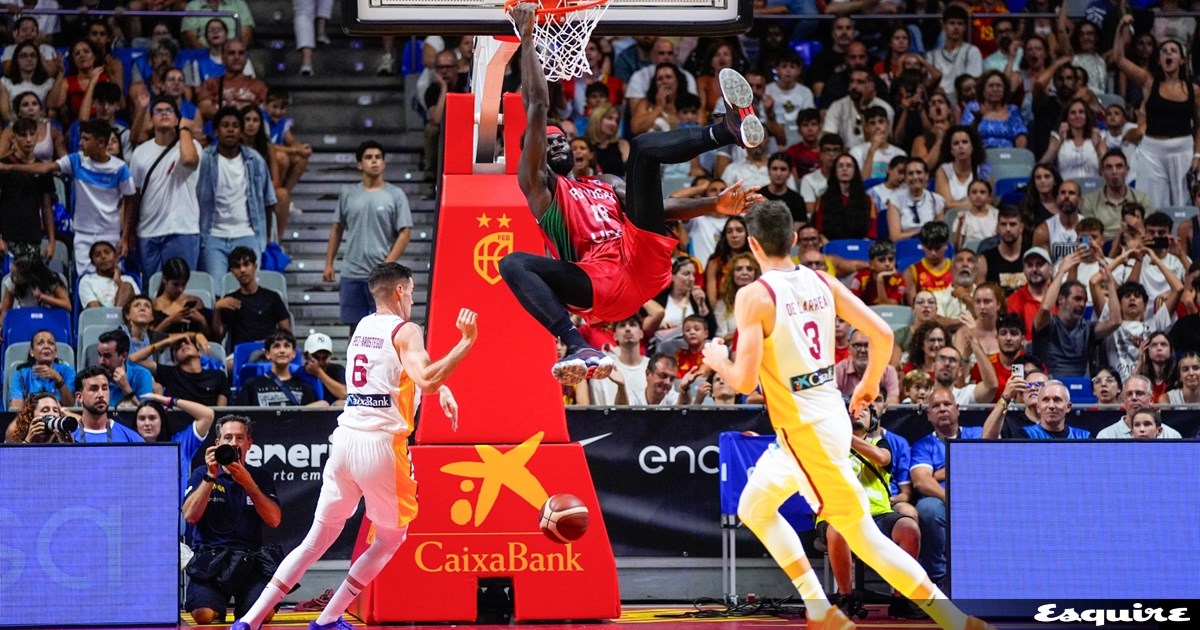 Γιατί η Εθνική Ελλάδος τα κατάφερε απέναντι στην Ισπανία μετά από 12 χρόνια και πάει για μετάλλιο