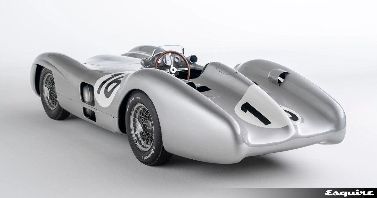 Στο σφυρί η ιστορική Mercedes του Ανδρέα Παπανδρέου-Πόσο έχει φτάσει η τιμή της