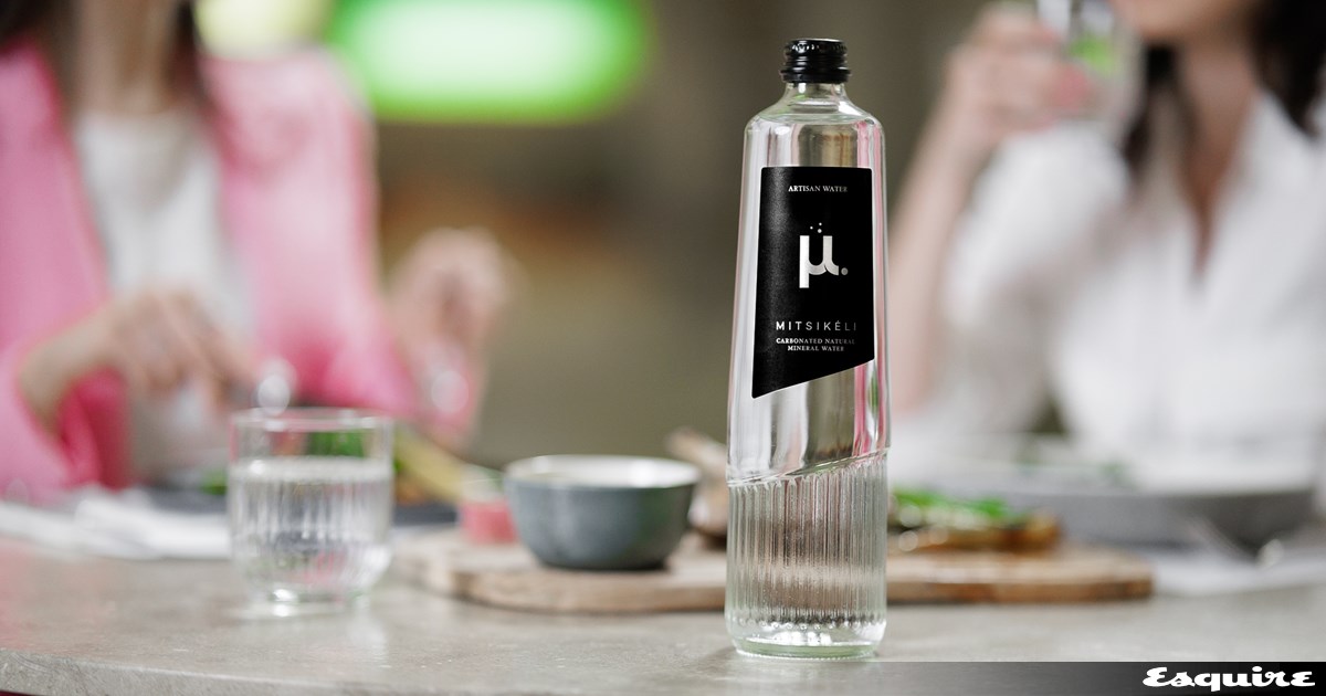 To μ. Artisan Water Sustainable γίνεται Luxury Partner του Olympic Yacht Show