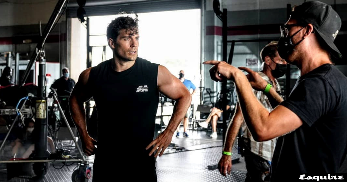 O Henry Cavill υπενθυμίζει το δικαίωμα των αντρών στις ταινίες και το gaming