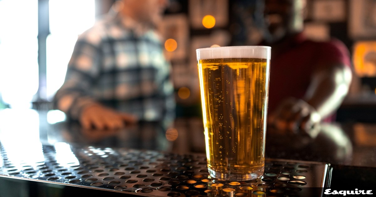 Επιστήμονας υποστηρίζει ότι μπορεί να δημιουργήσει εμβόλιο σε μορφή μπύρας-Η αντίδραση των ειδικών