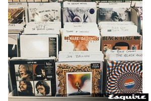 Όταν η λογοκρίσια δημιουργούσε θρυλικά τραγούδια-Τα 5 που δεν θα ξεχάσουμε ποτέ