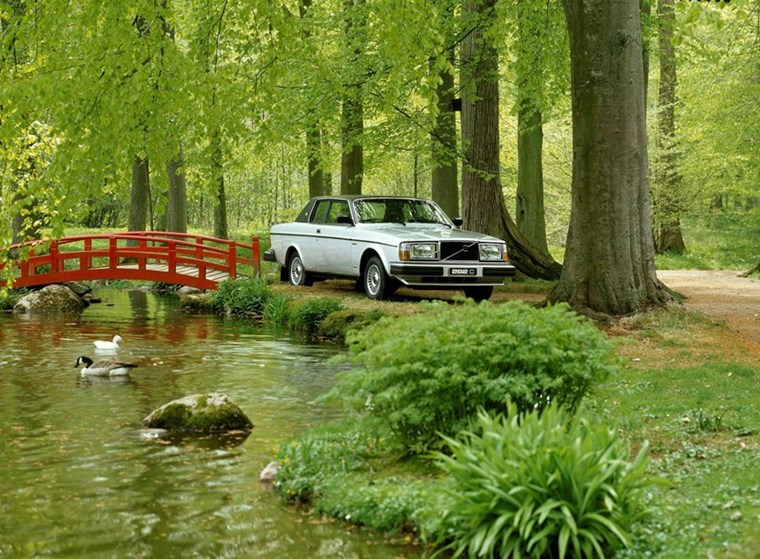 ΑΥΤΟΚΙΝΗΤΟ Volvo 262C
