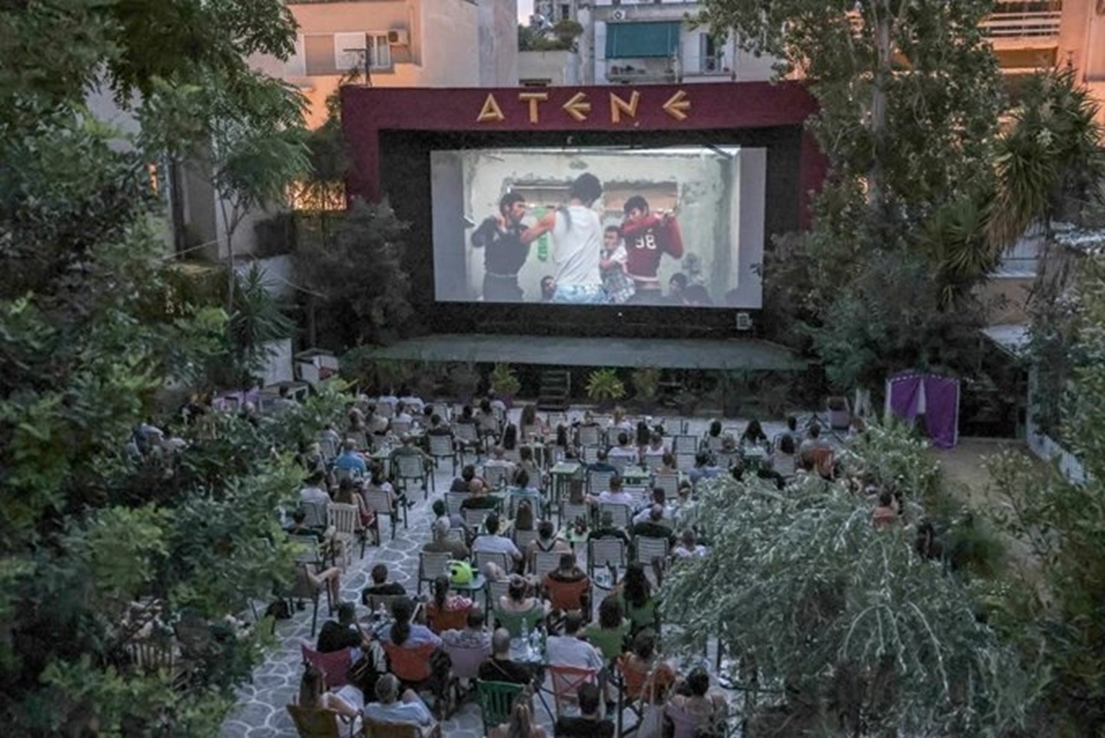 Τα πιο απροσδόκητα θερινά σινεμά της Αθήνας