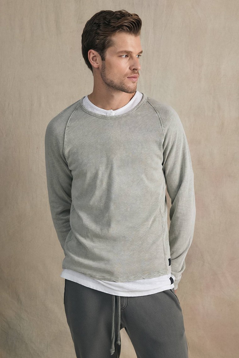 MODEL WEARING "DIRTY LAUNDRY" CLOTHES