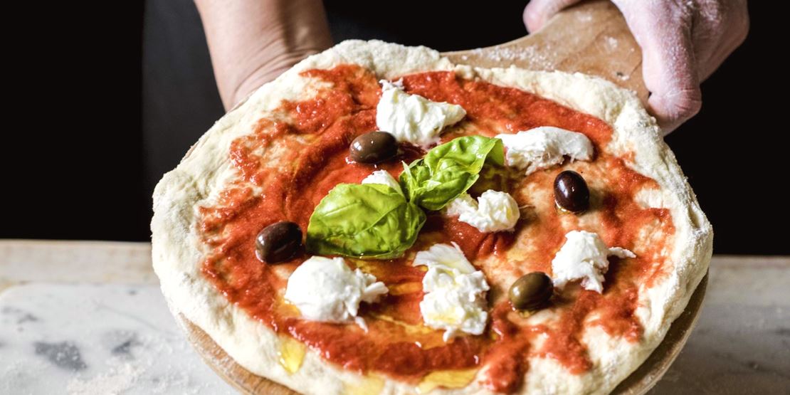 ΤΣΙΚΝΟΠΕΜΠΤΗ ΑΛΛΑ ΜΗΠΩΣ ΝΑ ΦΑΜΕ ΠΙΤΣΑ;