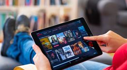Τι επίπτωση έχει στο περιβάλλον μία ώρα Netflix