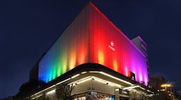 Xmas season | Με γιορτινή διάθεση στα πολυκαταστήματα Notos