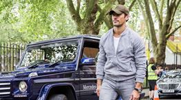 Συνδυάζοντας το baseball cap με smart casual looks