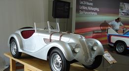 Yπέροχο αυτοκίνητο στο ελληνικό Cash or Trash έσπασε ρεκόρ τιμής (video)