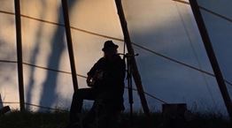 Ο Neil Young κυκλοφόρησε το live album Young Shakespeare