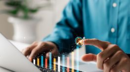 Σε τι διαφέρουν οι άντρες διευθυντές από τις γυναίκες, σύμφωνα με το Harvard