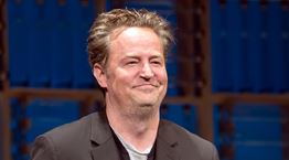 O Matthew Perry δεν βλέπει πια τα Φιλαράκια