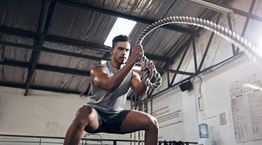 Οι ασκήσεις στις οποίες ορκίζονται οι λάτρεις του cross fit