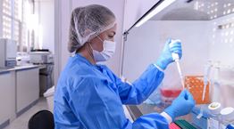 6 ερωτήσεις και απαντήσεις της Pfizer για το εμβόλιο κατά του κορονοϊού