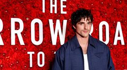 Πώς να είσαι πιο γοητευτικός στα 25 (χωρίς να περιμένεις να γίνεις 40)