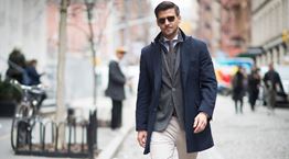 3 ελαφριά παντελόνια για να τα συνδυάσεις με blazer