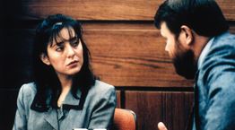 26 χρόνια μετά, η ιστορία της Lorena Bobbit παραμένει δραματικά επίκαιρη