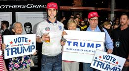 O Sacha Baron Cohen άφησε υπονοούμενα πώς ετοιμάζει ταινία για τον Trump