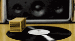 RokBlok: Το φορητό πικάπ που αλλάζει τα δεδομένα