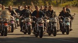 Nέο trailer του The Bikeriders με τον Austin Butler και τον Tom Hardy