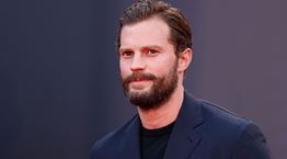 O Jamie Dornan σχολιάζει την υποψηφιότητά του για το ρόλο του James Bond