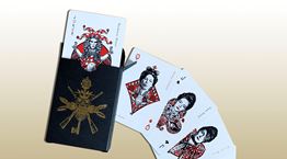 Το Esquire και η Odeon σου κάνουν δώρο 4 τράπουλες από την ταινία "Η Ευνοούμενη"