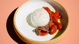 Materia Prima, το νέο wine bistro του Παγκρατίου