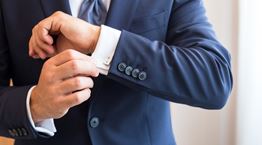 Μετά την τρυποφοβία, η κουμποφοβία