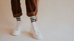 Φορώντας με στυλ τα premium sneakers