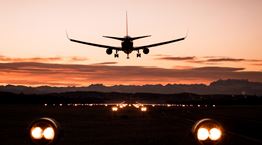 Τι πρέπει να γνωρίζεις αν ταξιδεύεις με αεροπλάνο στον καύσωνα