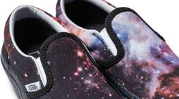 Η  Vans στη νέα της διαστημική συλλογή αποτίνει φόρο τιμής στη NASA