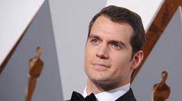 Ο Henry Cavill θέλει πραγματικά να γίνει ο επόμενος James Bond