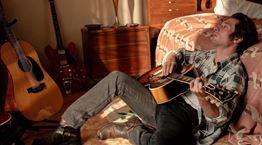 Πώς εξηγείται η επέλαση των μουσικών βιογραφιών στο σινεμά