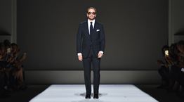 Τα looks που ξεχώρισαν από την κολεξιόν Άνοιξη/Καλοκαίρι 2019 του Tom Ford