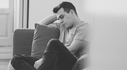 5 σημάδια που &#39;φωνάζουν&#39; κατάθλιψη