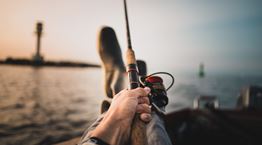 Οι πραγματικοί άντρες επιλέγουν το ψάρεμα