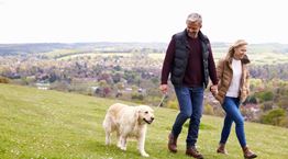 Τι είναι το περπάτημα της πορδής και γιατί κάνει πολύ καλό στην υγεία