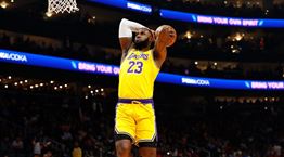 Όταν ο LeBron James προτίμησε να 'στήσει χορό' παρά να βγάλει selfie