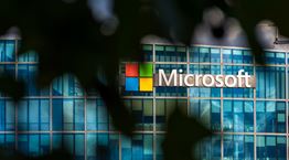 Η Microsoft ετοιμάζει αντεπίθεση στο Metaverse του Facebook