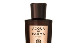 Το πιο μεθυστικά ξυλώδες άρωμα του φετινού χειμώνα είναι η νέα δημιουργία της Acqua di Parma
