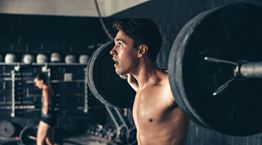 Προπόνηση με βάρη: Η κατάλληλη ώρα για μέγιστα αποτελέσματα