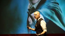 Για τον Costantino Roselli η τεχνολογία είναι η μόδα του αύριο