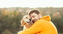 Μία dream job για όσους αγαπούν τα σκυλιά