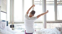5 tips για χαρούμενο πρωινό ξύπνημα