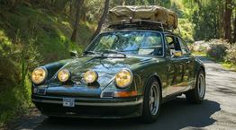 H μεταμόρφωση της Porsche 911 σε απόλυτο road trip αυτοκίνητο