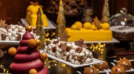 Eat Chic | Χριστούγεννα και Πρωτοχρονιά με τη γεύση του NJV Athens Plaza